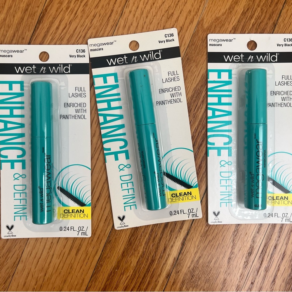 3 Wet N Wild ENHANCE & DEFINE MegaWear Mascara C136 VERY BLACK 0.24 fl oz SEALED